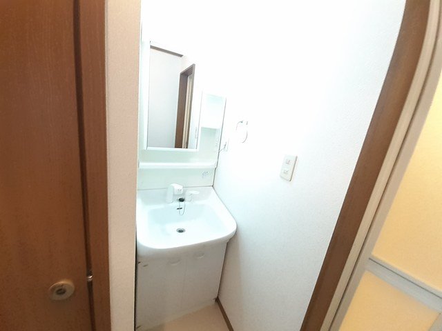 洗面設備　広い洗面スペース
