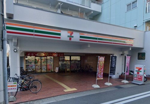 コンビニ　セブン-イレブン 神戸八雲通１丁目店（コンビニ）まで211m