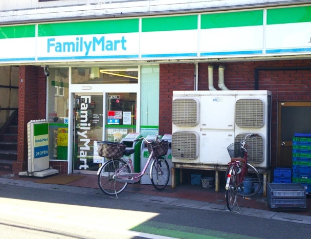 コンビニ　ファミリーマート上野芝店（コンビニ）まで314m
