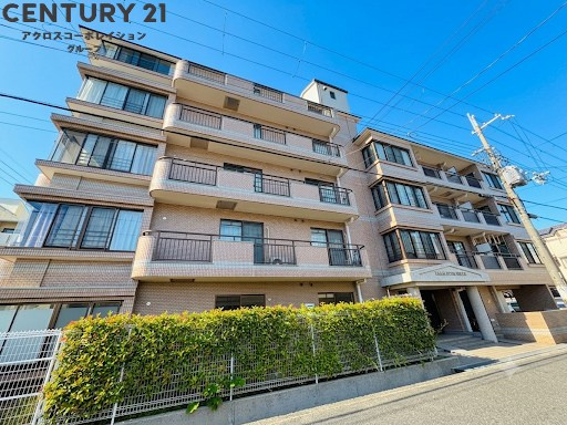 建物外観　オートロック、エレベーター完備♪