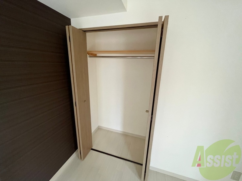 収納　寝室の収納です。部屋がすっきり片付きます。