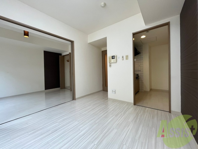 居室・リビング　広くてキレイなお部屋が広がっていて、充実した生活が送れそう。