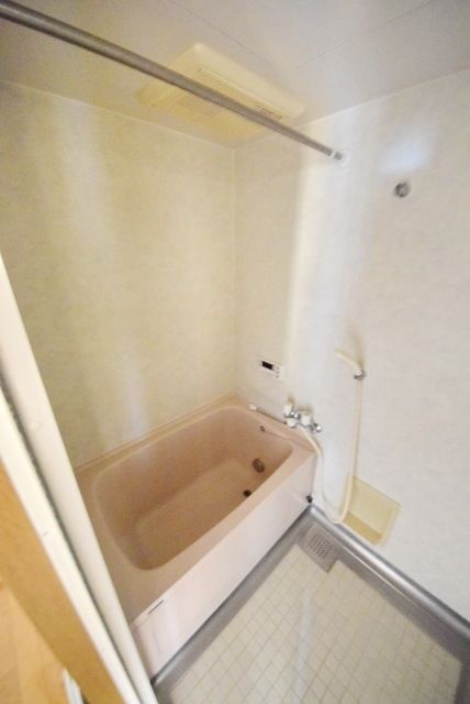 バス・シャワールーム　※同タイプ間取り設備施工例現況優先