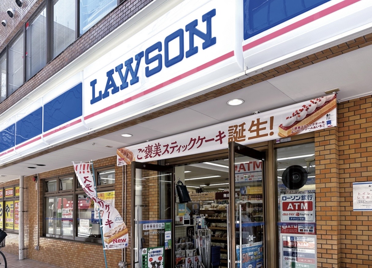 コンビニ　ローソン平野西六丁目店（コンビニ）まで371m