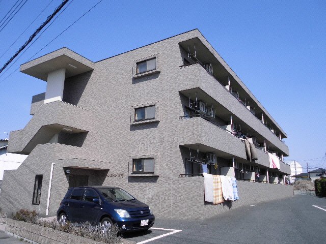 建物外観　掲載写真は、退去予定の物件につき、修繕等が入り、変更となる場