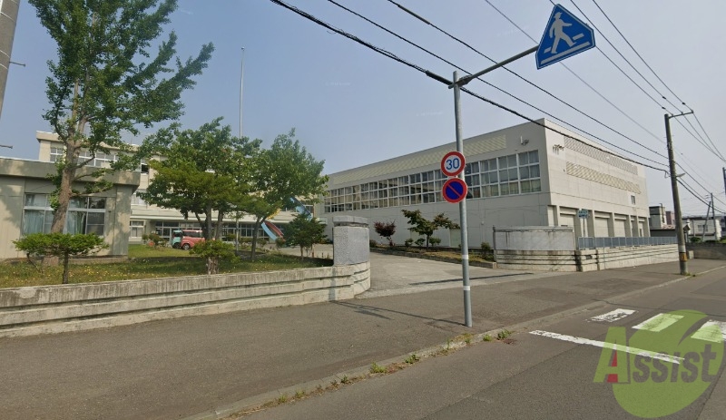 中学校　札幌市立手稲東中学校（中学校）まで508m