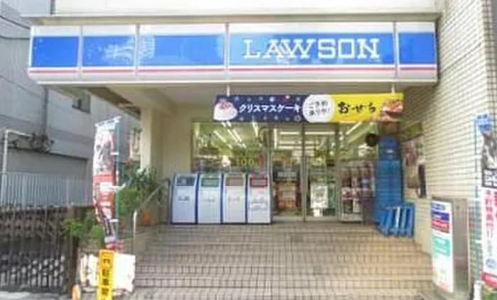 コンビニ　ローソン天現寺店（コンビニ）まで216m