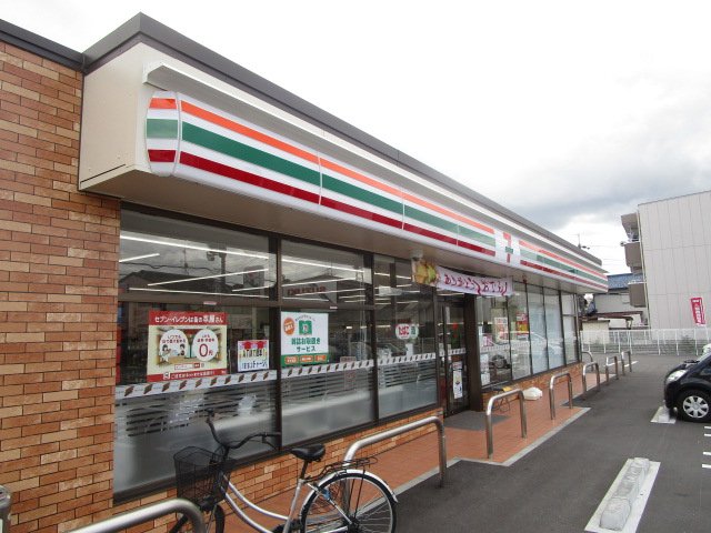 コンビニ　セブン－イレブン　交野倉治７丁目店（コンビニ）まで373m
