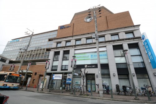図書館　西宮市立図書館甲東園分室（図書館）まで492m