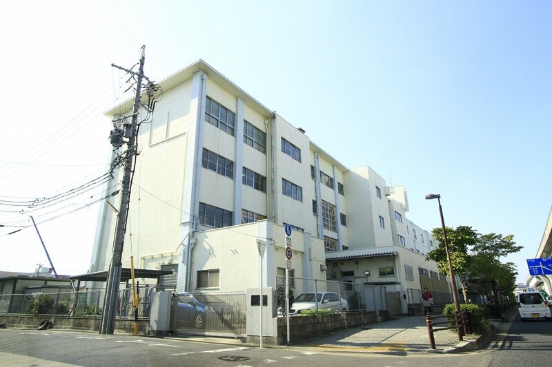 小学校　名古屋市立矢田小学校（小学校）まで347m