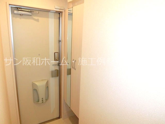 玄関　同メーカー施工例参考イメージ画像