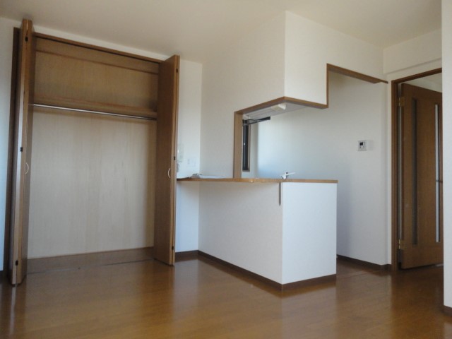 居室・リビング　写真は別部屋のものです