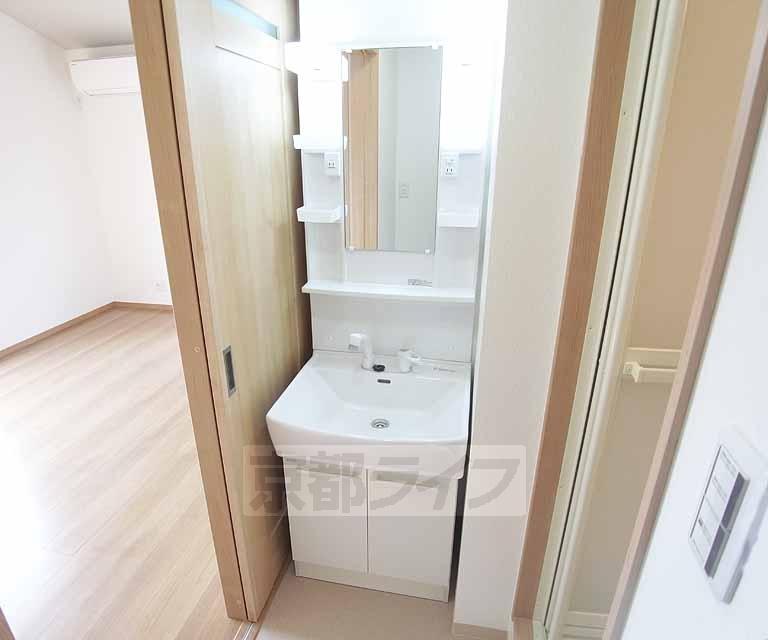 洗面設備　シャンプードレッサーで朝の忙しい時間を短縮！