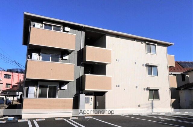 メゾンラフィ―ネの外観写真