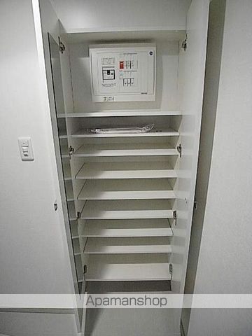 ISM谷町六丁目の玄関写真