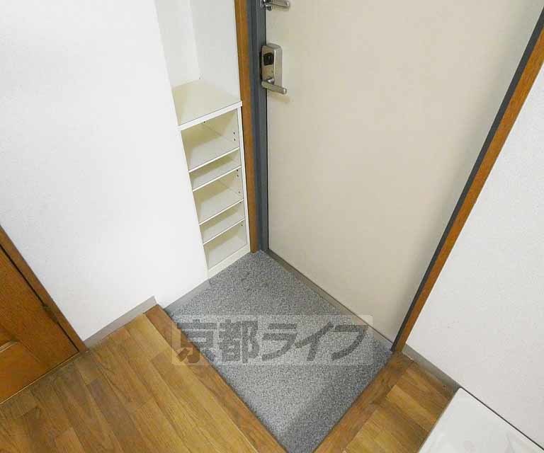 玄関　シューズボックス付きです。