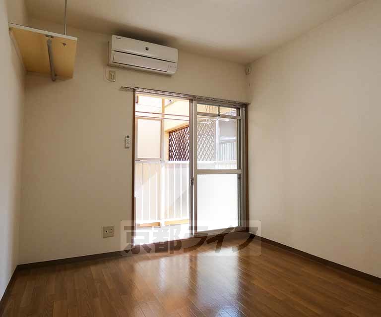 居室・リビング　女性専用マンションです。