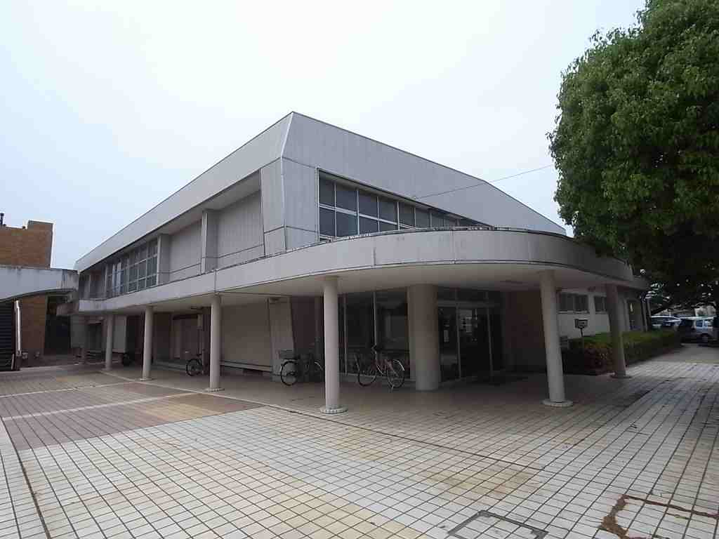 その他　北部公民館（その他）まで489m