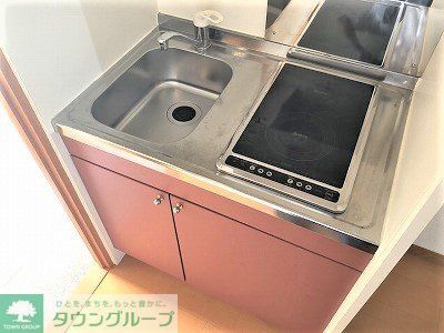 キッチン　２口電気コンロはラジエントヒーターです