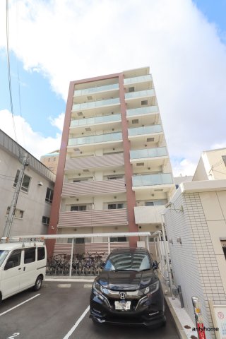 地下鉄御堂筋線 江坂駅 徒歩12分 8階建 築11年の外観写真