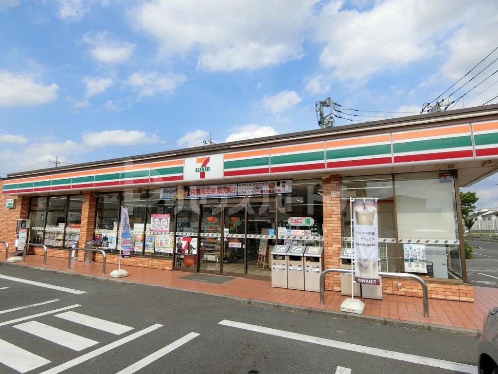コンビニ　セブンイレブン越谷相模町5丁目店（コンビニ）まで690m