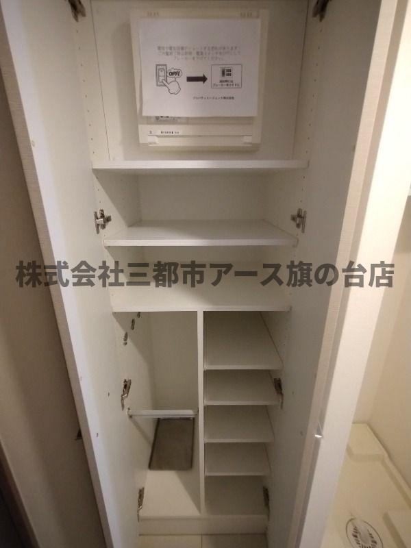 収納　ガリシア上目黒