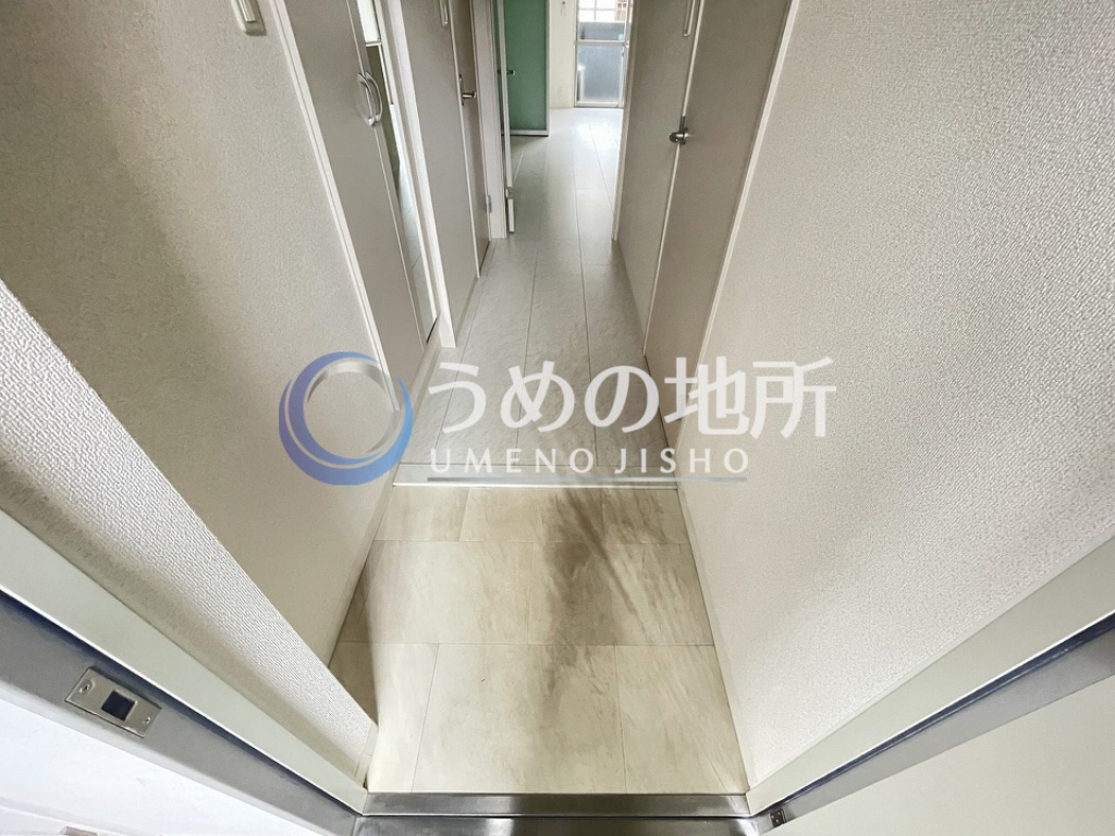 西鉄天神大牟田線 花畑駅 徒歩14分 8階建 築10年の玄関写真