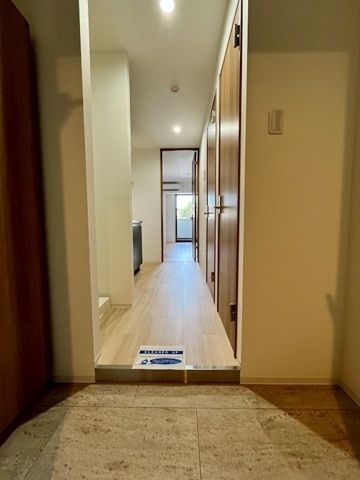 玄関　参考写真