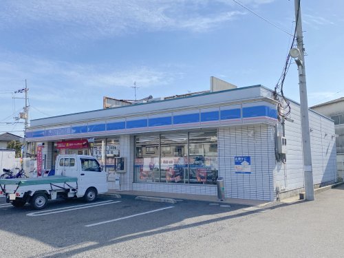 コンビニ　ローソン 岸和田池尻町店（コンビニ）まで672m