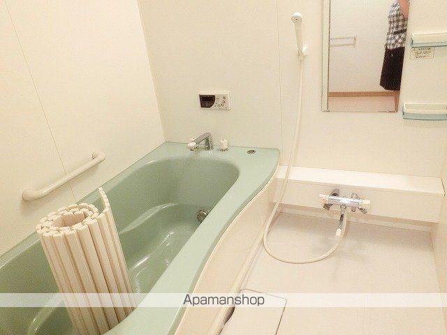 盛岡市 3階建 築20年の風呂写真