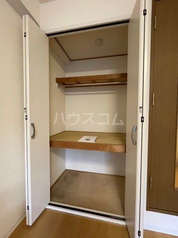 ロイヤル天満橋の内装写真
