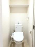 ラフィネ北花田のトイレ写真