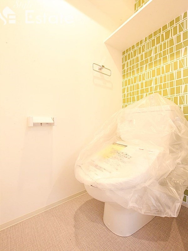 地下鉄東山線 八田駅 徒歩2分 13階建 築6年のトイレ写真
