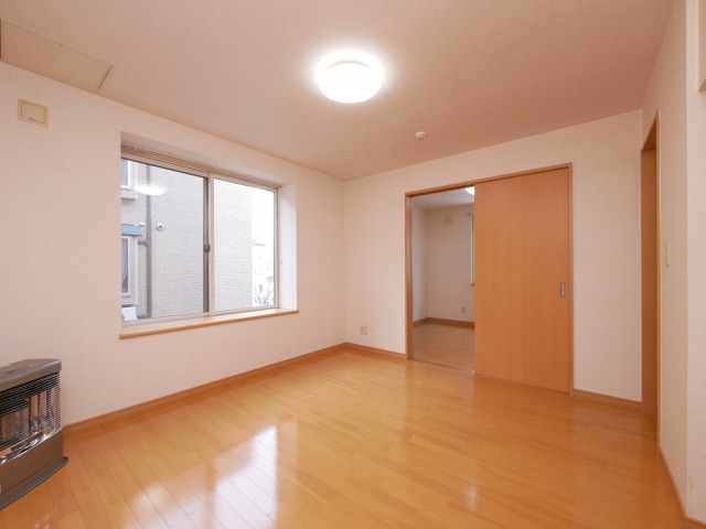 眺望　大きな窓があり明るいお部屋です♪