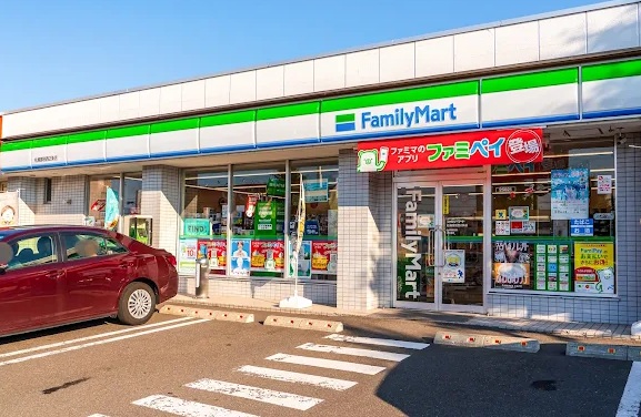 コンビニ　ファミリーマート札幌厚別西2条店（コンビニ）まで250m