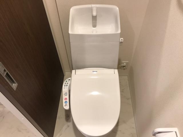 トイレ　シャワー付トイレ