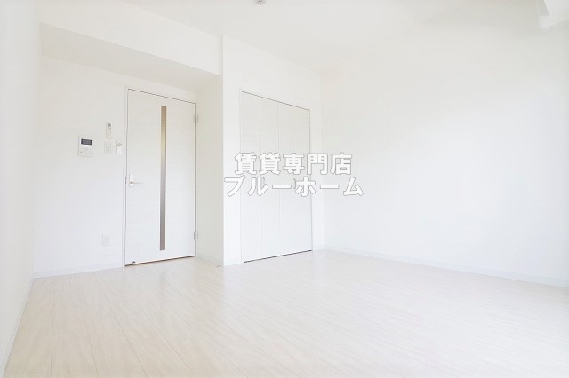 居室・リビング　7帖の洋室です！