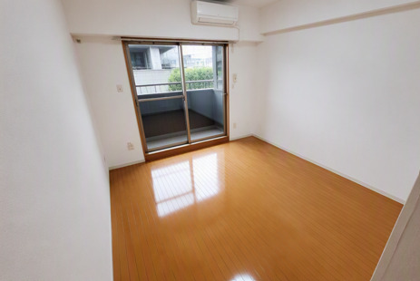 プロスペクト大森海岸の居間写真