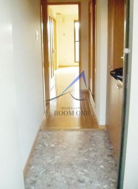 玄関　玄関です。