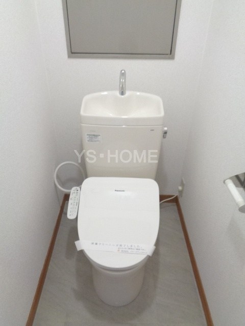 西武新宿線 上井草駅 徒歩5分 3階建 築44年のトイレ写真