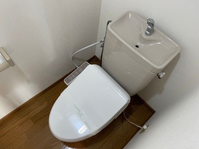 サンパラッツオ伍番館のトイレ写真
