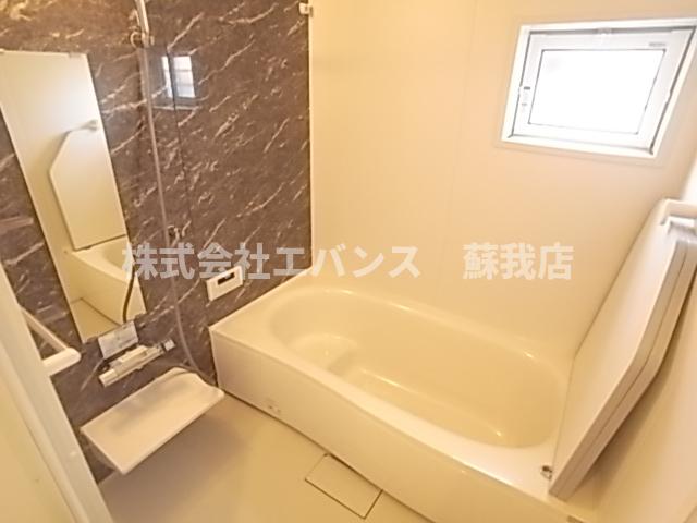 タイムズ・スクエアV Fourの風呂写真