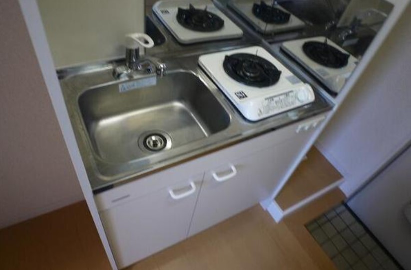 ＪＲ中央線 中野駅 徒歩8分 2階建 築16年のキッチン写真