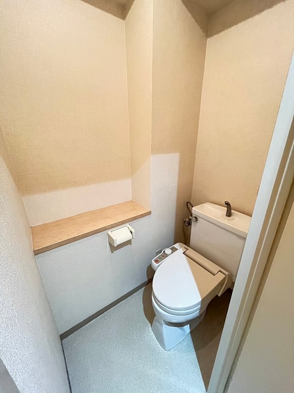 村上ビルのトイレ写真