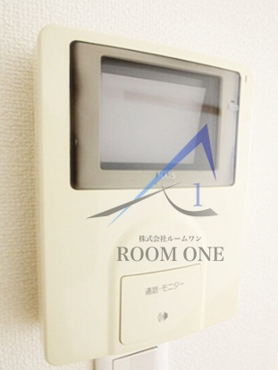 セキュリティ　モニター付きインターホンです。