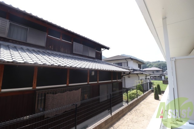バルコニー　洗濯物を干すのに使いやすいバルコニー