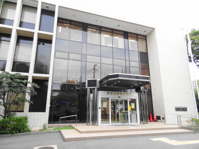図書館　浦安市立図書館美浜分館（図書館）まで671m