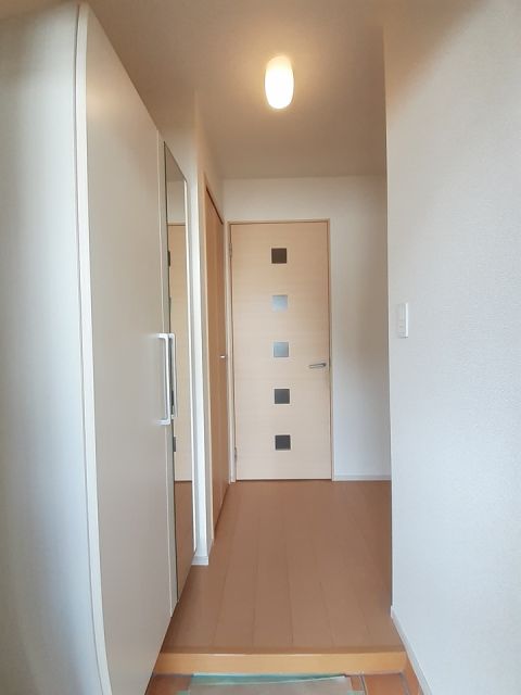 クラール宇津木台の玄関写真