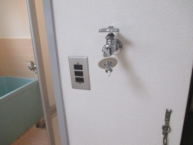 その他設備　室内に洗濯機を置けます