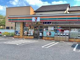 コンビニ　セブンイレブン 草加栄町1丁目店（コンビニ）まで876m